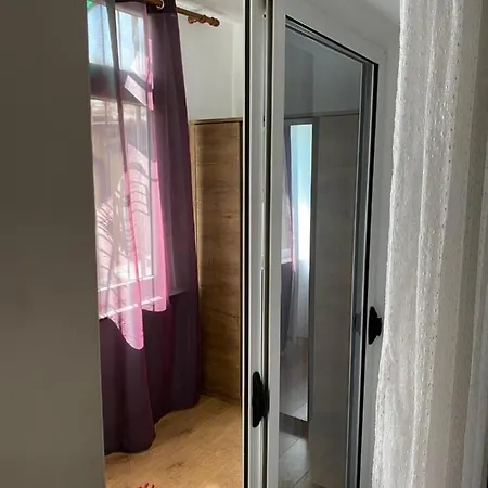 Central Apartament *